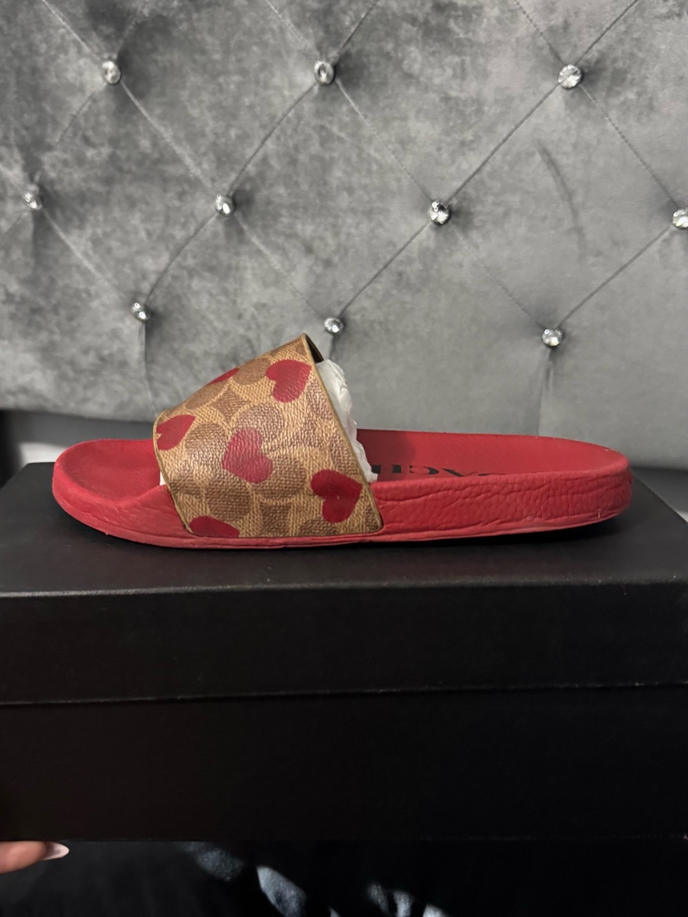 Coach Red & brown slides with hearts - Picture 4 of 5